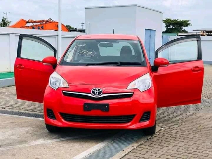 toyota-ractis