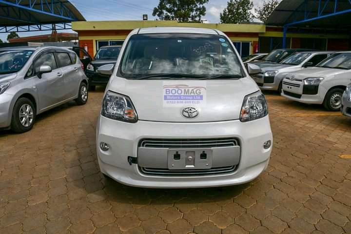 toyota-porte