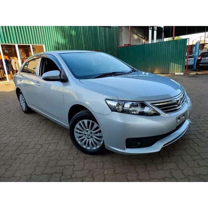 toyota-premio