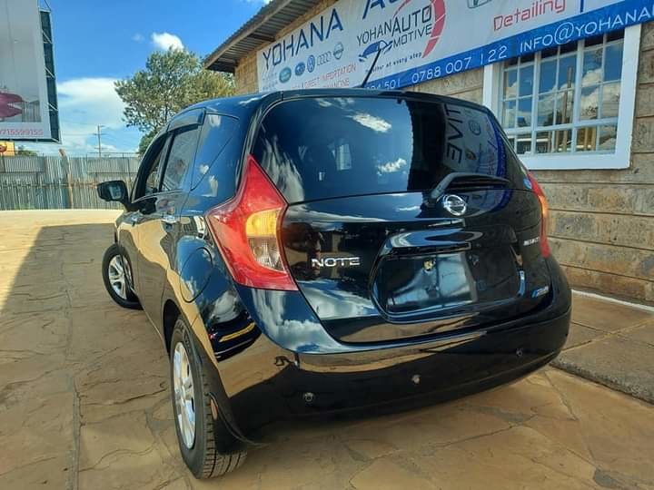 nissan-note-medalist