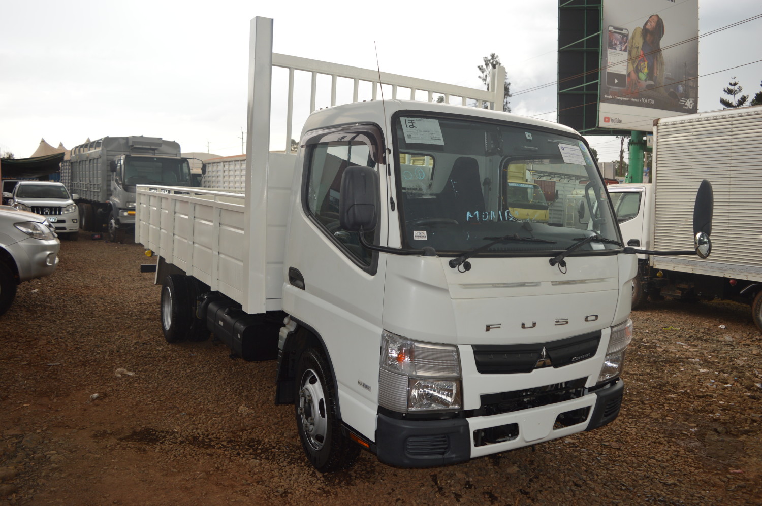 mitsubishi-fuso-canter-longchase