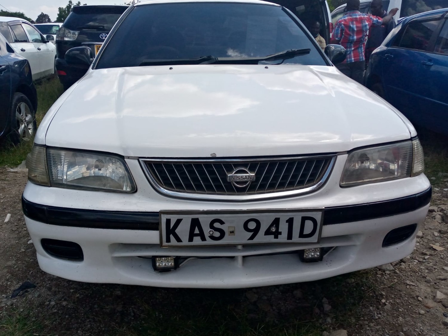nissan-b15