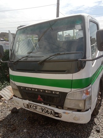 isuzu-canter-elf