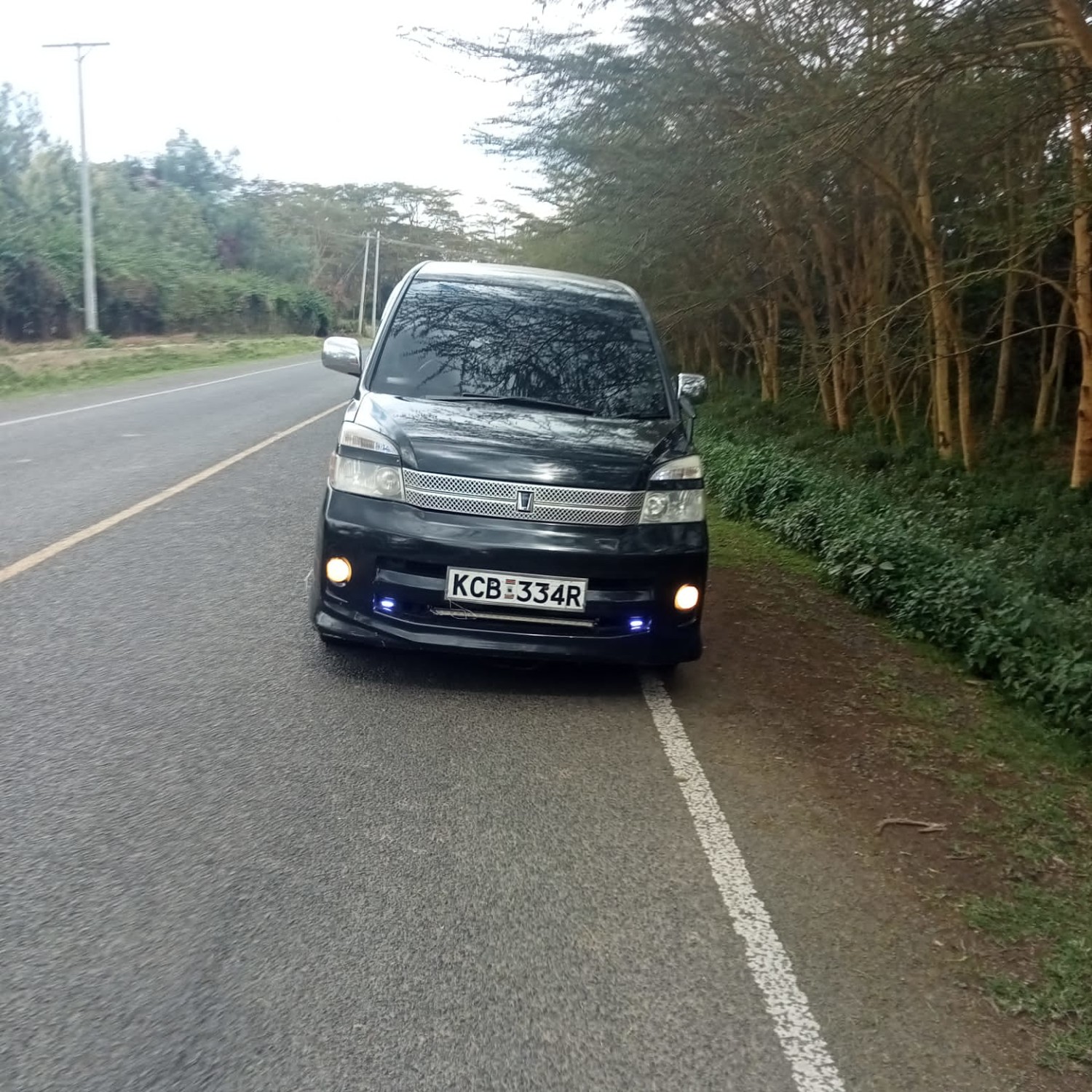 toyota-voxy