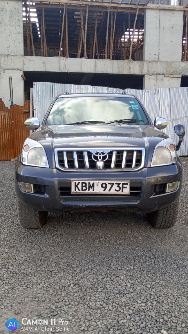 toyota-landcruiser-prado