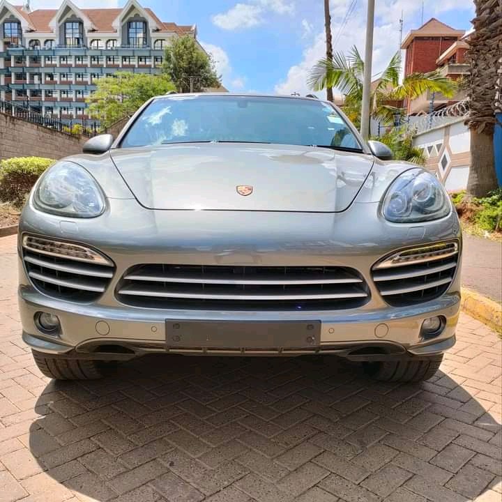 porsche-cayenne
