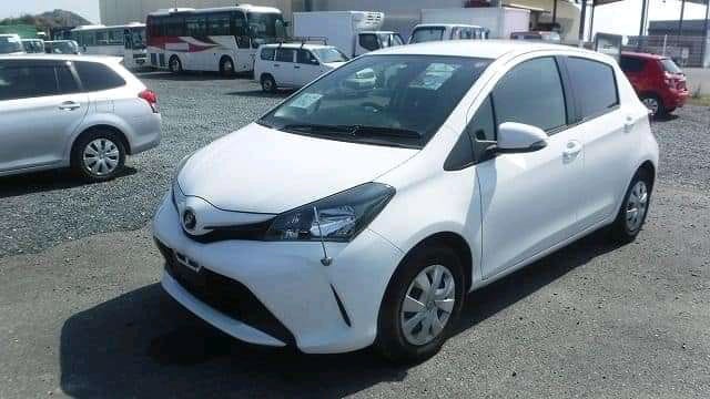 toyota-vitz