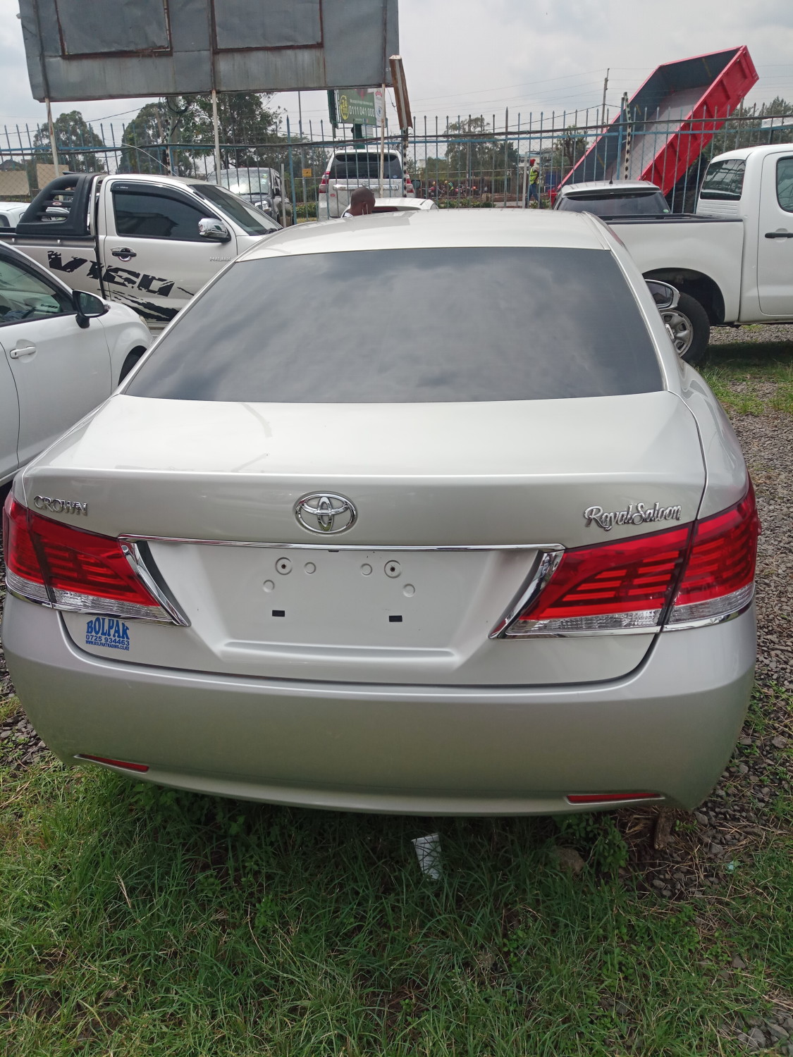 toyota-crown-big-2