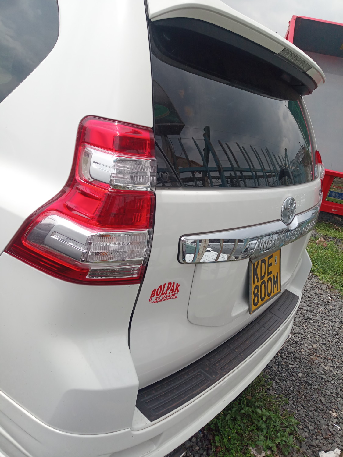 toyota-land-cruiser-prado