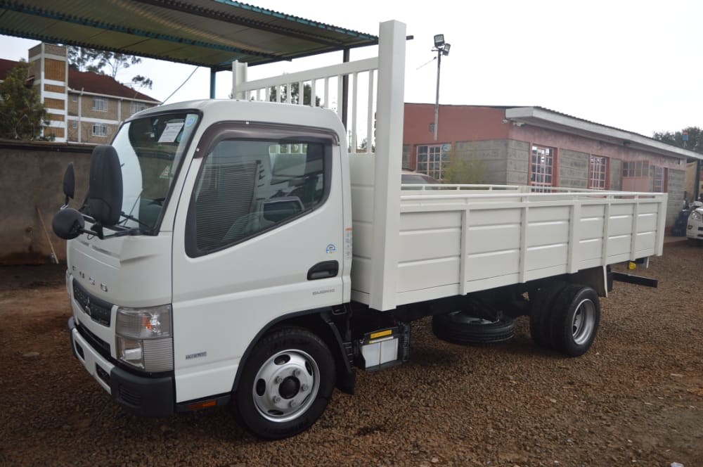 mitsubishi-fuso-canter-big-4