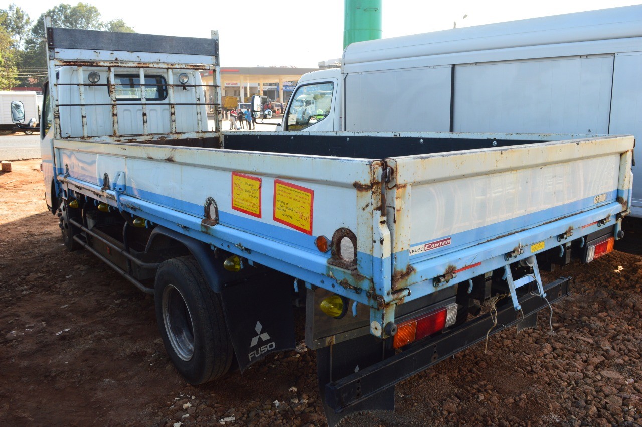 mitsubishi-fuso-canter