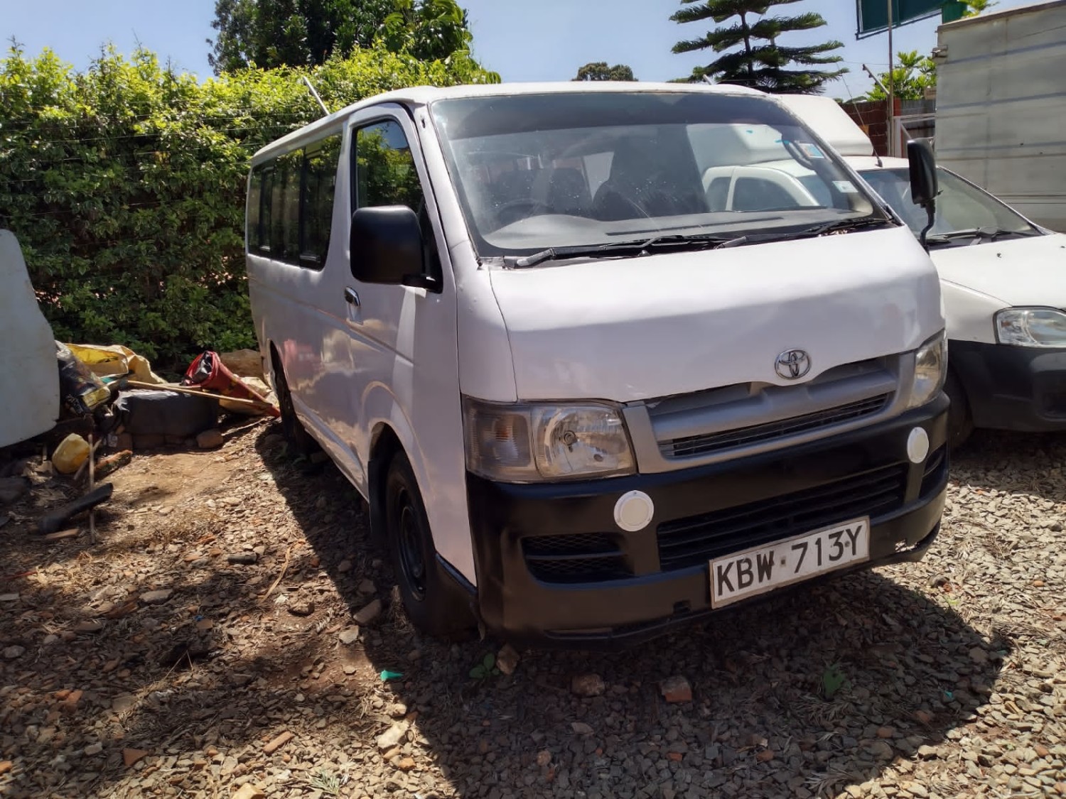 toyota-hiace