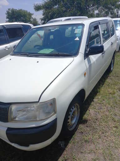 toyota-probox