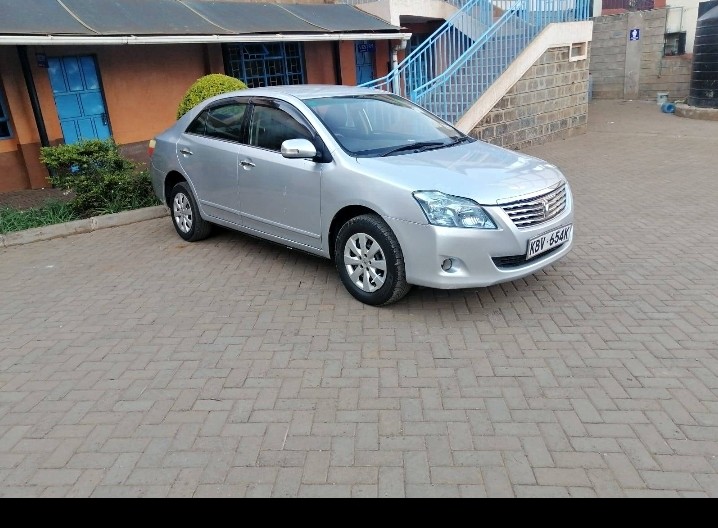 toyota-premio
