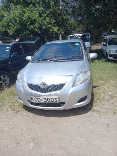 toyota-axio