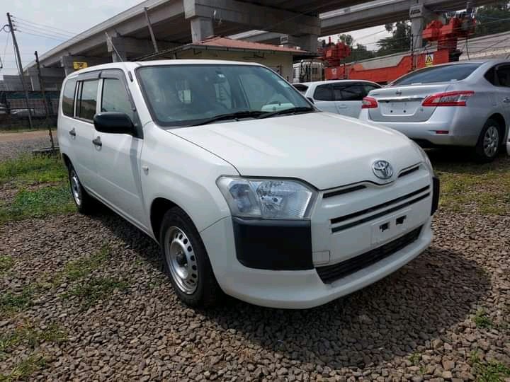 toyota-succeed