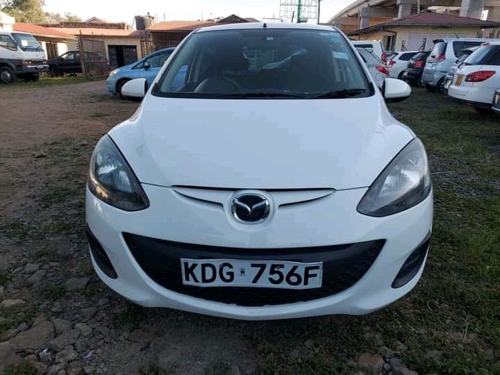 mazda-demio