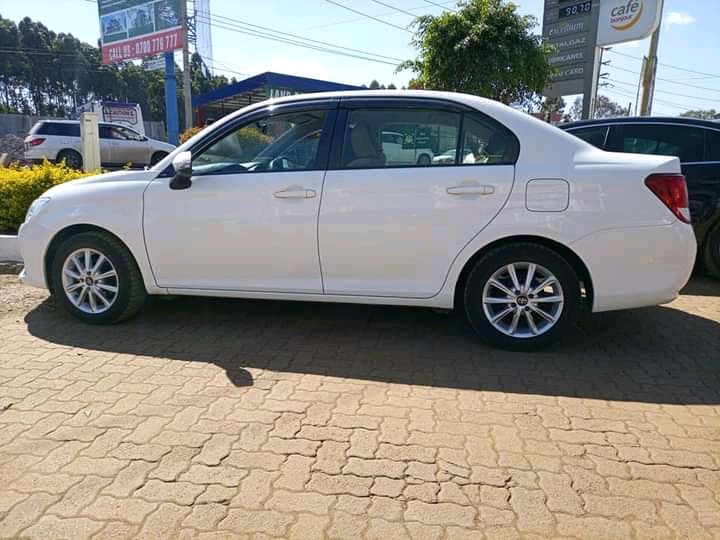 toyota-axio