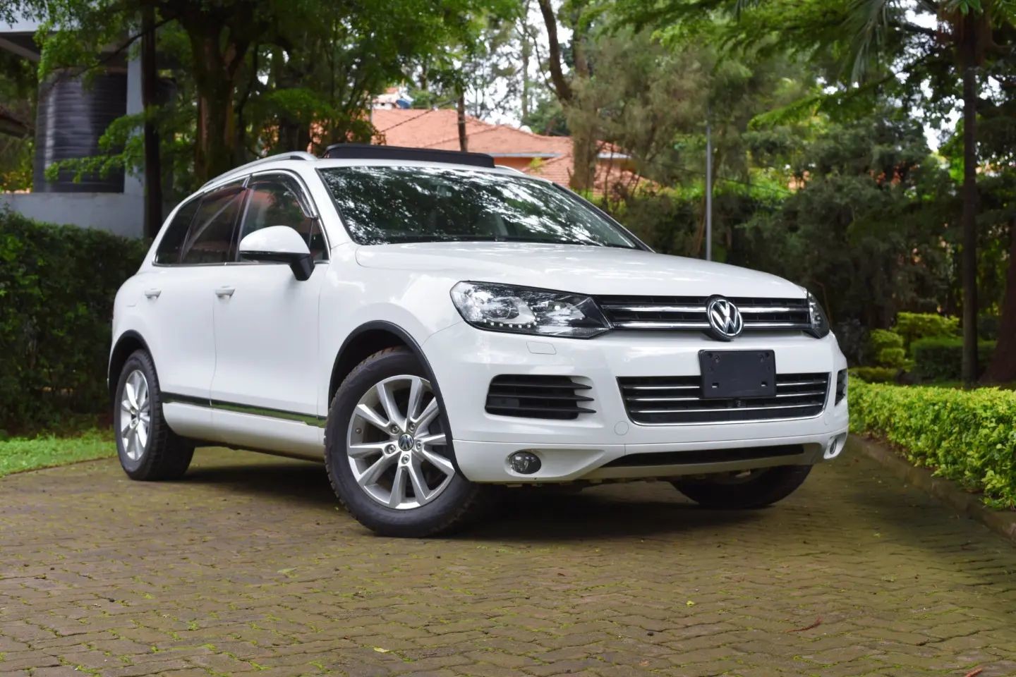 volkswagen-touareg-2014
