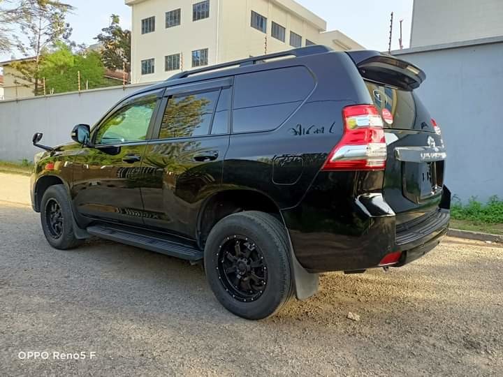 toyota-land-cruiser-tx