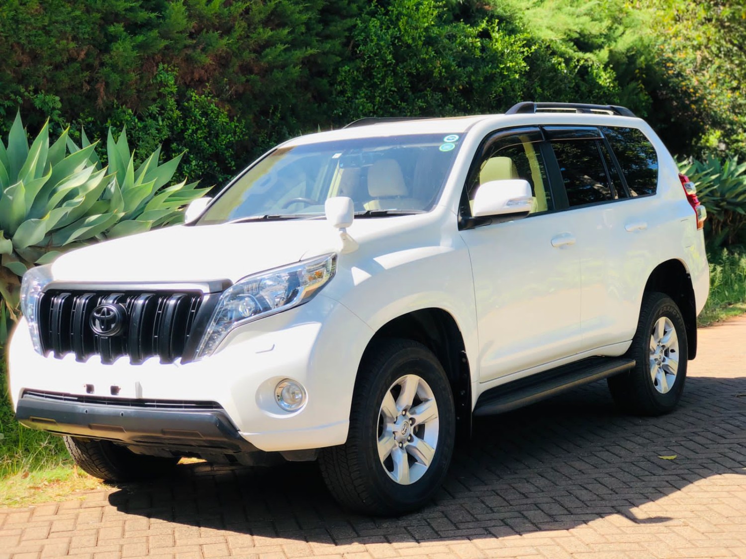 toyota-landcruiser-prado-tzg