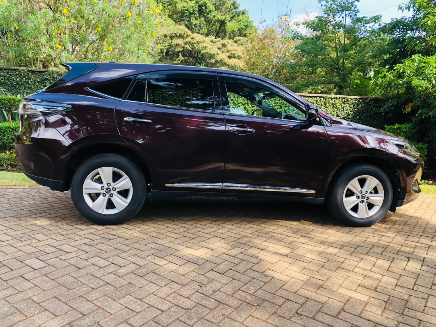 toyota-harrier