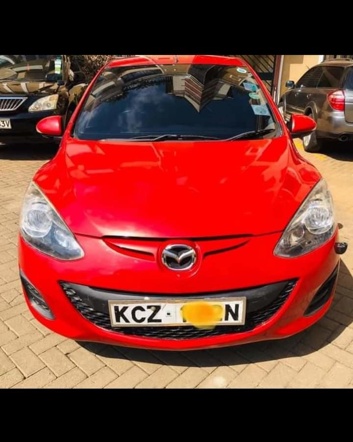 mazda-demio