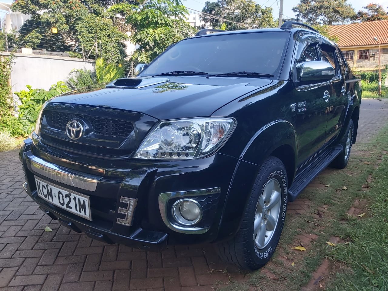 toyota-hillux