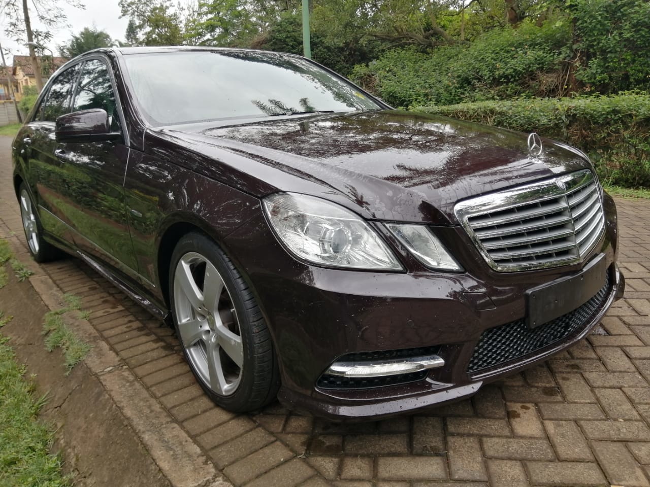 mercedez-benz-e350