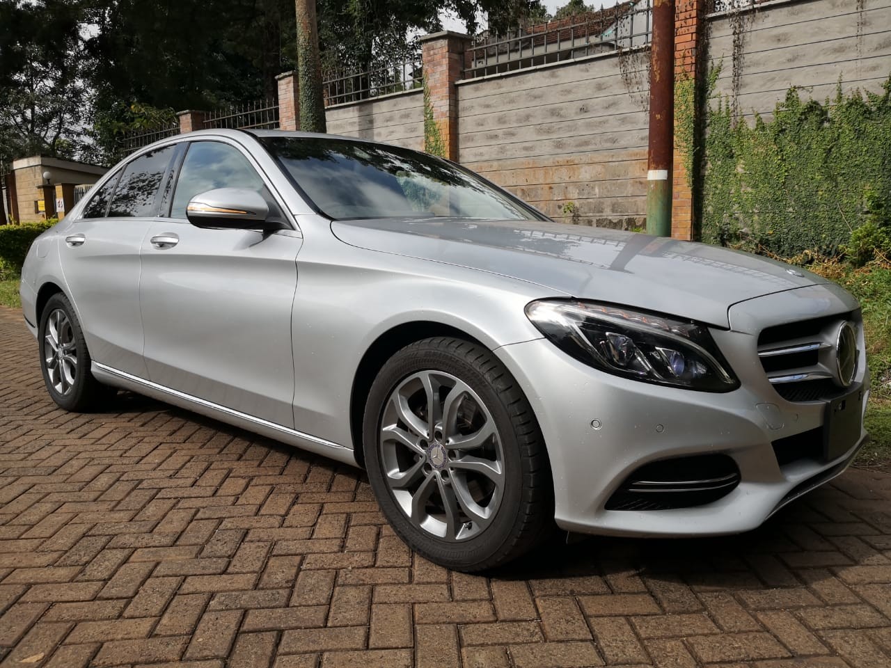 mercedez-benz-c200