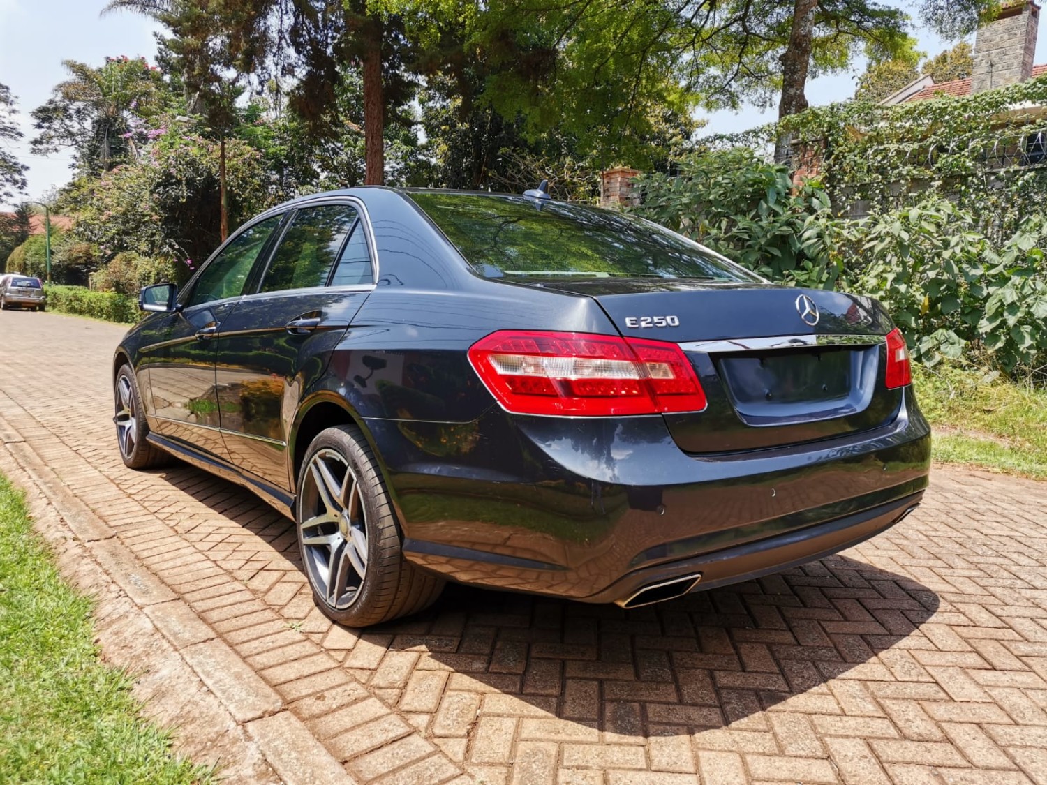 mercedez-benz-c200-big-3