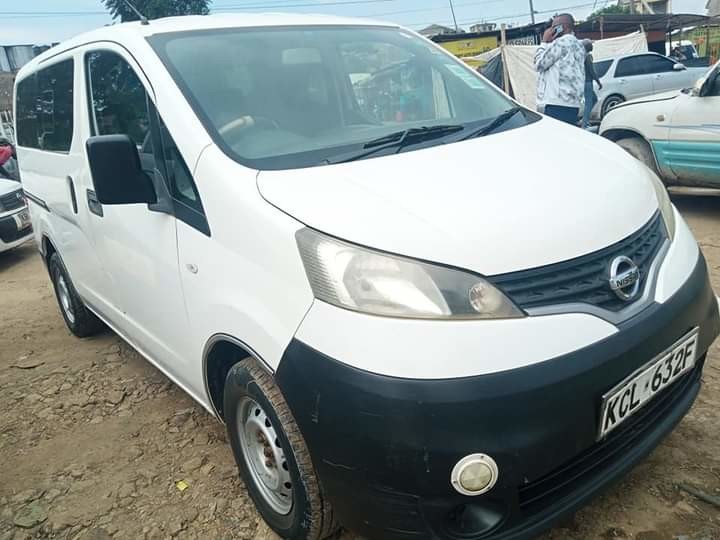 nissan-nv200