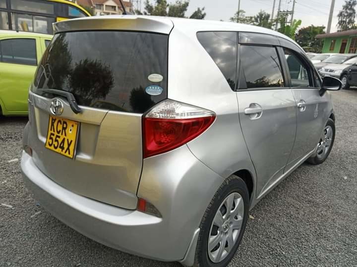 toyota-ractis
