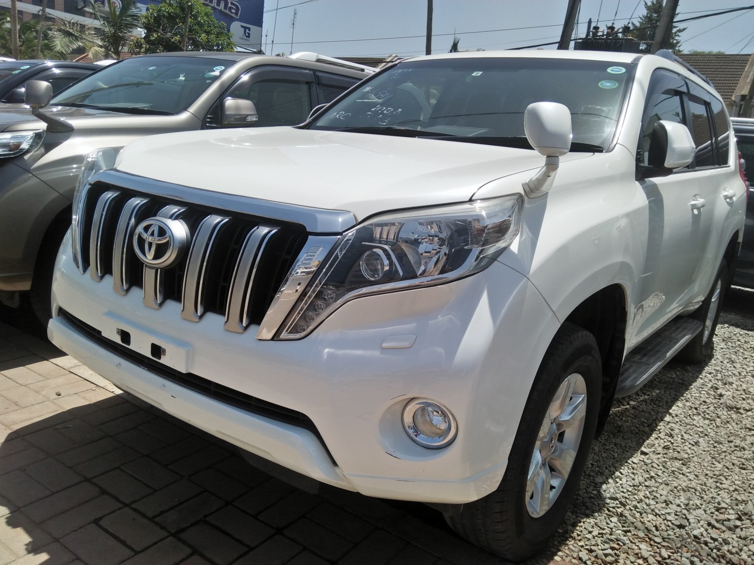 toyota-landcruiser-prado-tx