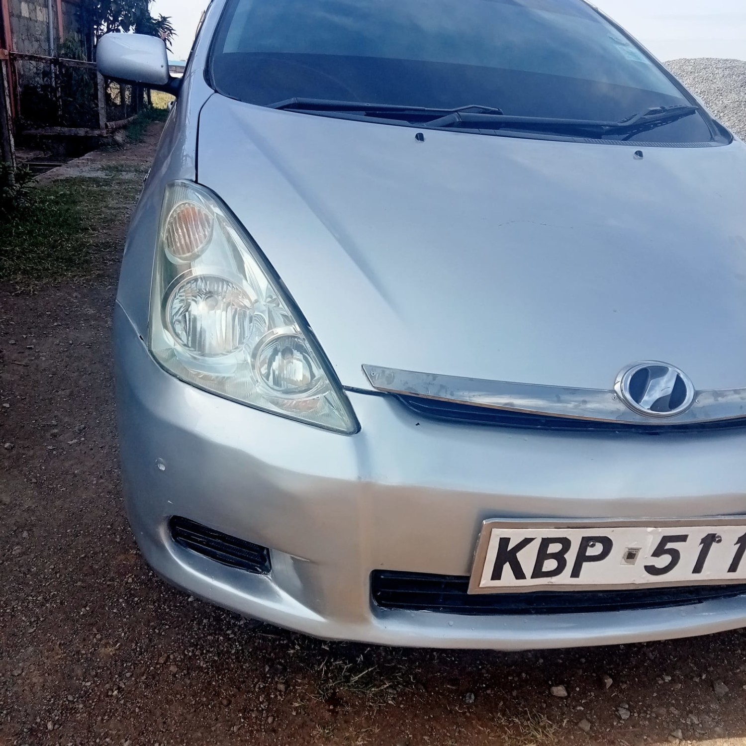 toyota-wish