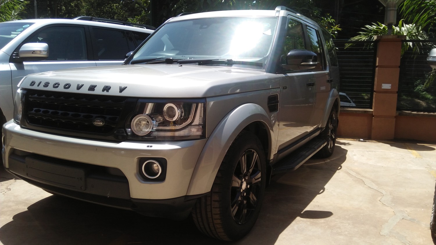 landrover-discovery-iv
