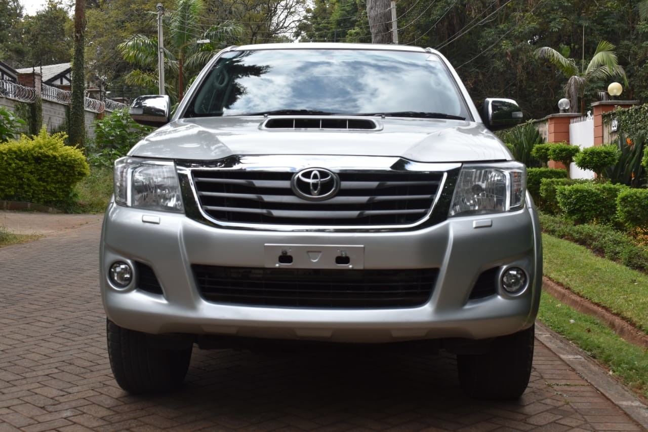 toyota-hilux