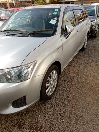 toyota-fielder