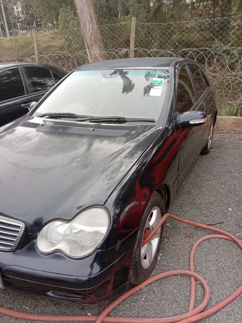 mercedez-benz-c180