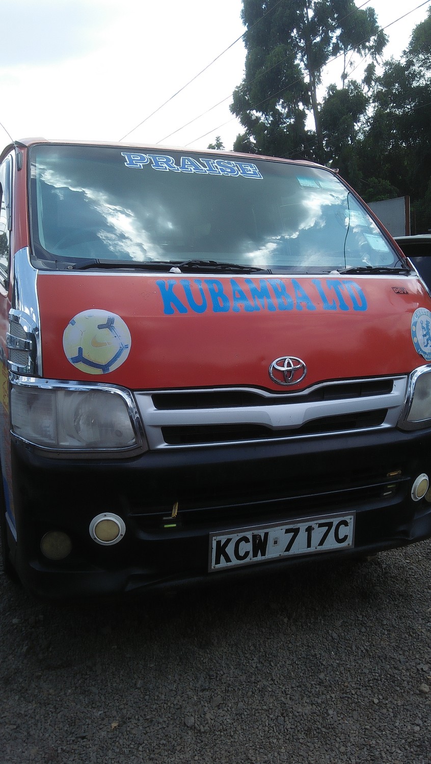 toyota-hiace