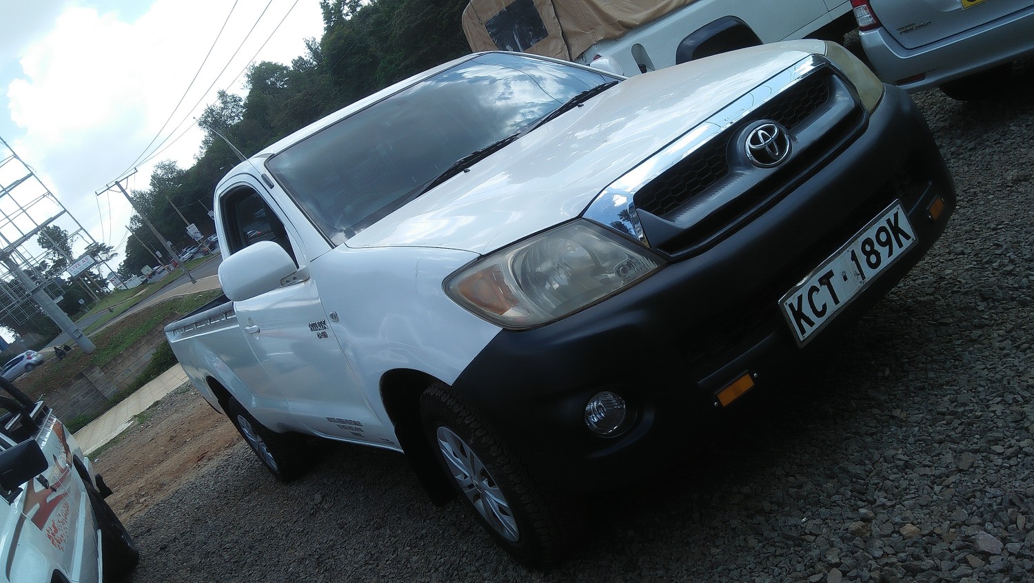 toyota-hilux