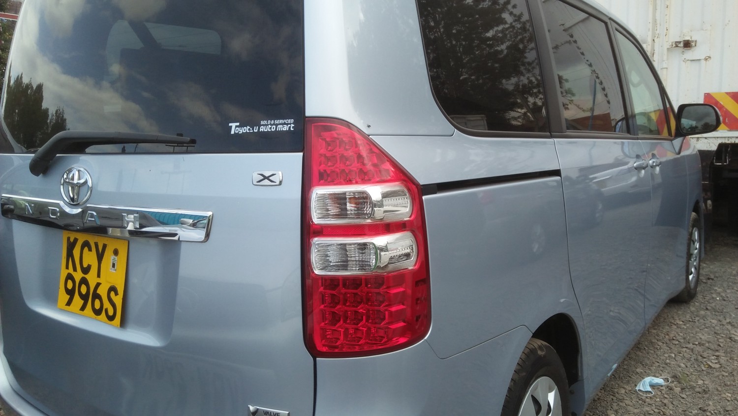 toyota-noah