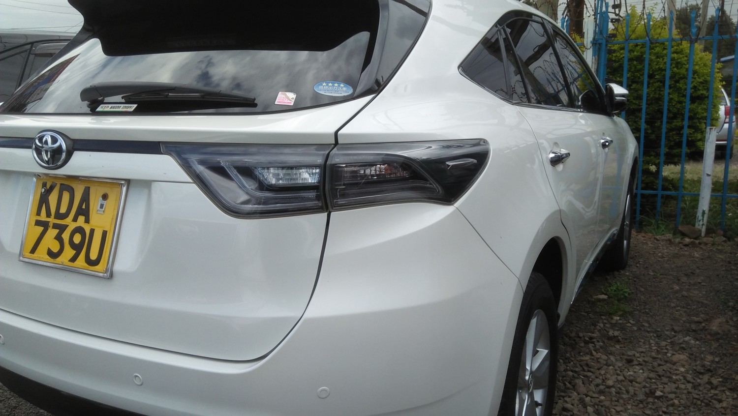 toyota-harrier