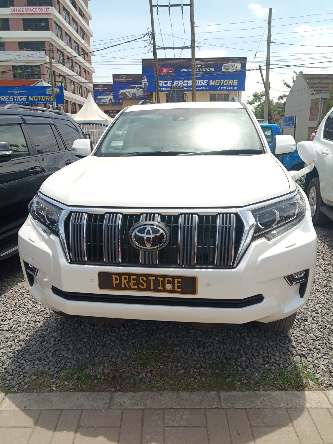 toyota-land-cruiser-prado