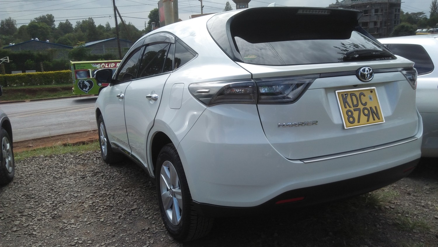 toyota-harrier