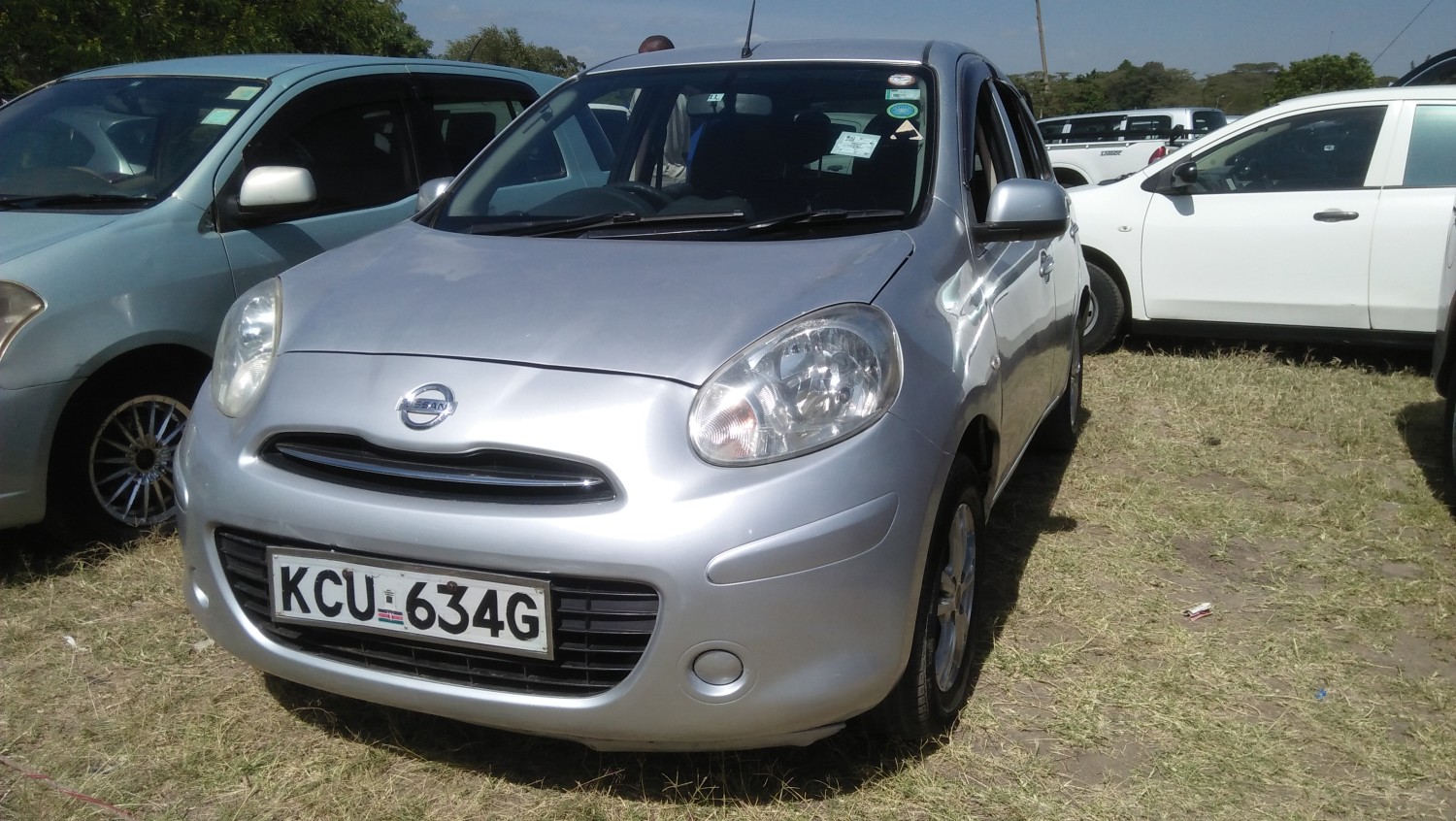 nissan-march-big-5
