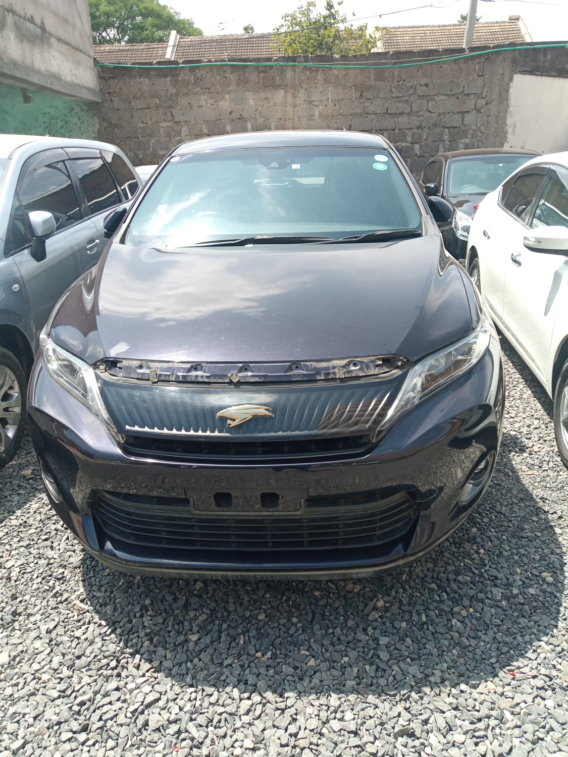 toyota-harrier