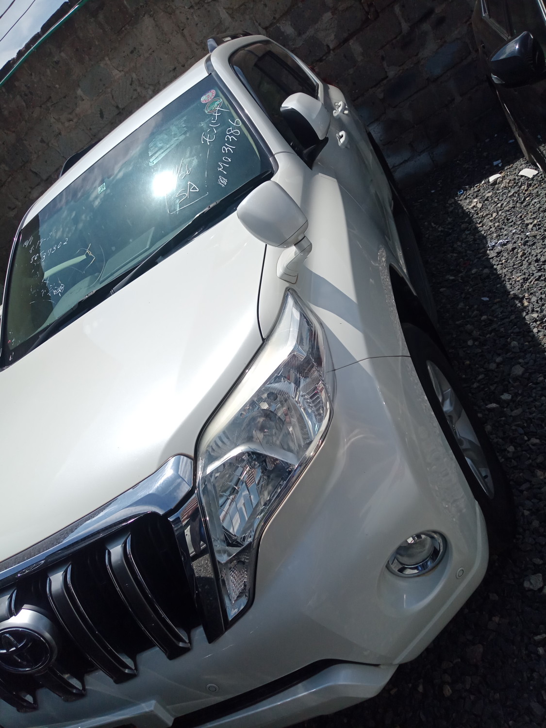 toyota-land-cruiser-tx-big-0