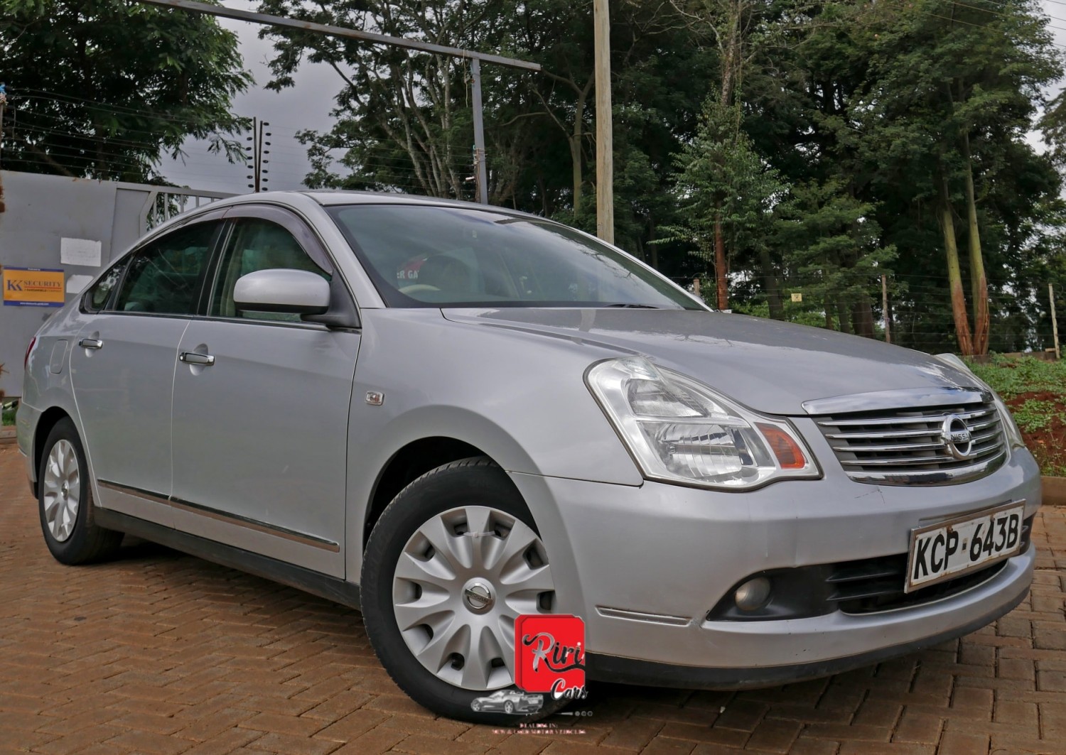 nissan-slyphy