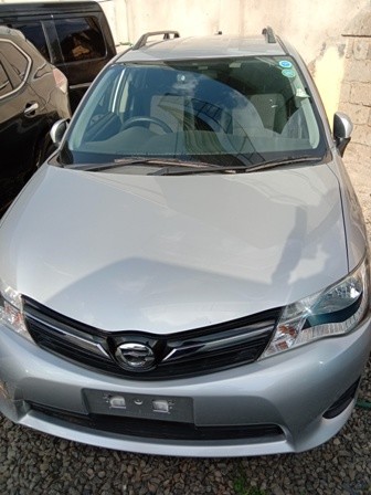 toyota-fielder